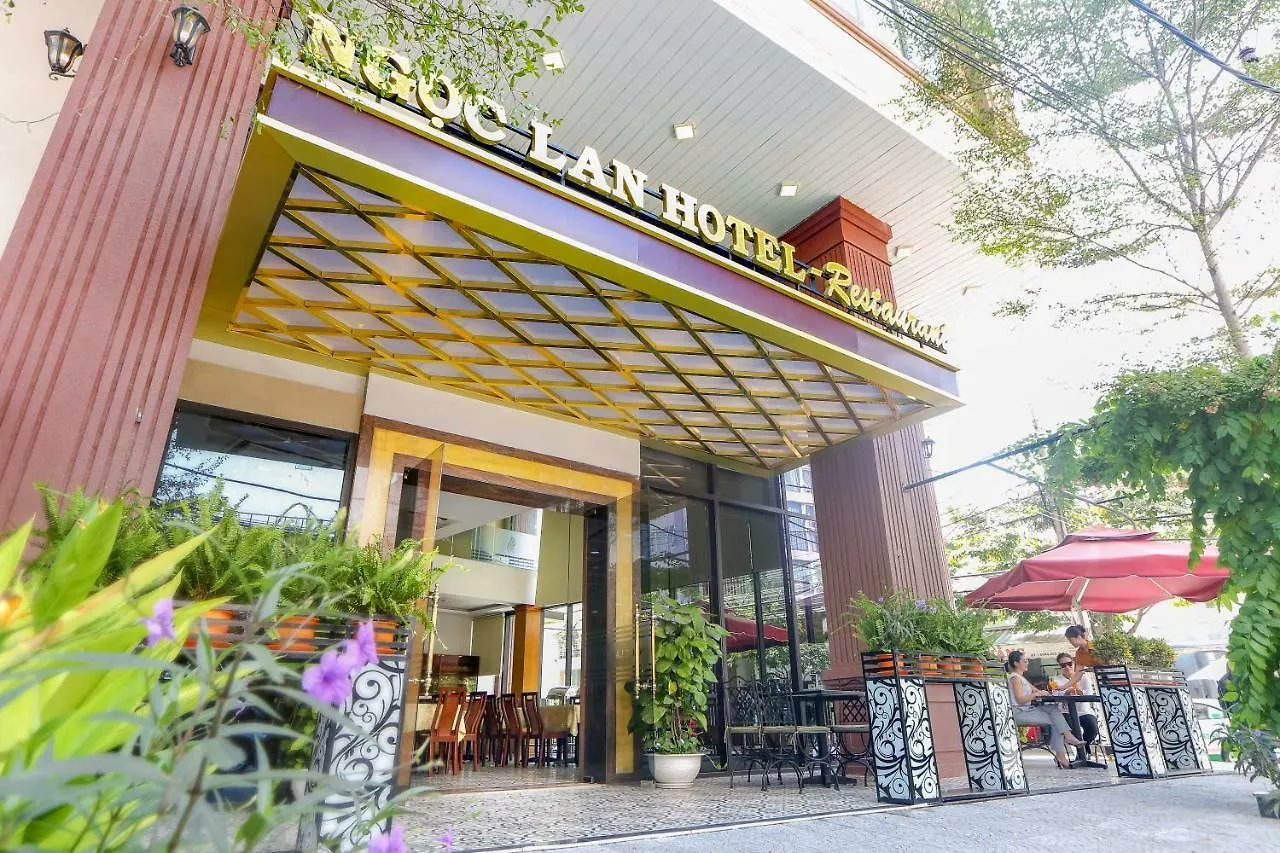 ***  Ngoc Lan Hotel Da Nang Vietnam